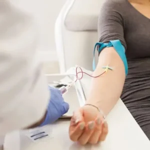 استخدام منشی مسلط به تزریقات جهت مطب در قشم