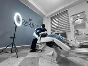 استخدام پزشک عمومی جهت کلینیک پوست، مو و زیبایی در فردیس