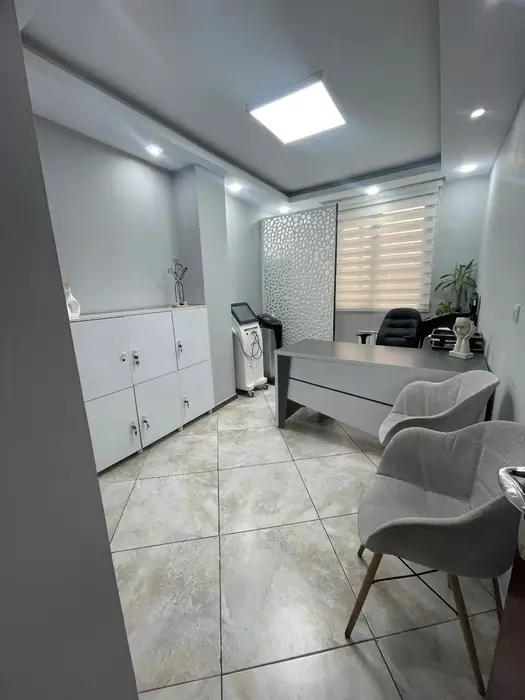 اجاره اتاق 12متری در مطب پوست و مو مرزداران تهران