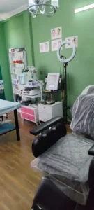 اجاره تخت فیشیال و پاکسازی پوست در مطب محدوده میدان آزادگان در اندیشه