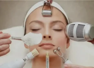 استخدام فیشیال و کارشناس پوست و مو جهت کلینیک پوست و لیزر در سبزوار