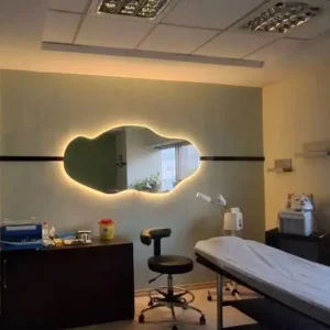 استخدام پزشک خانم جهت مطب زیبایی واقع در ولیعصر تبریز