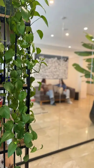 استخدام نیروی پذیرش جهت کلینیک در پاسداران تهران