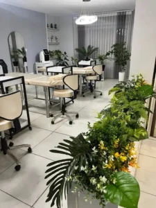 استخدام پزشک عمومی به عنوان مسئول فنی کلینیک پوست و مو در کرج