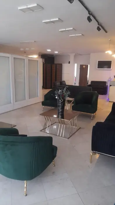 واگذاری کامل تجهیزات و مشتری های کلینیک زیبایی در سعادت آباد تهران