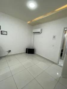 اجاره یک لاین از کلینیک زیبایی به متراژ ۱۰متر در ارومیه