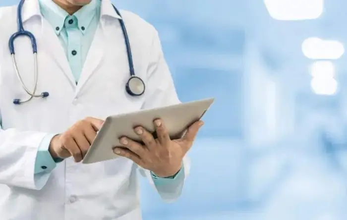 استخدام پزشک جهت کلینیک لیزر در ارومیه