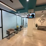استخدام پزشک عمومی دارای پروانه و مسلط به امور زیبایی در تهران