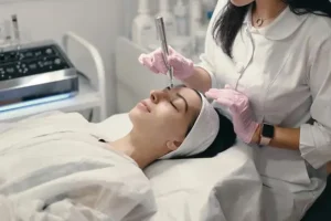 استخدام فیشیال کار جهت کلینیک زیبایی در اراک