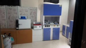 فروش تجهیزات آزمایشگاه انکوباتور، اتوکلاو، هودلامینار در ورداورد تهران