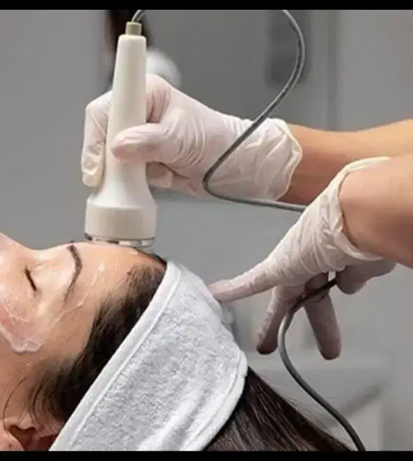استخدام فیشیالیست با مشتری جهت کلینیک در تهرانسر غربی تهران