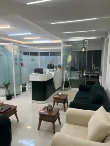 استخدام اپراتور لیزر جهت مجموعه زیبایی در خراسان رضوی