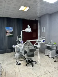 استخدام منشی و دستیار دندانپزشک در کرج