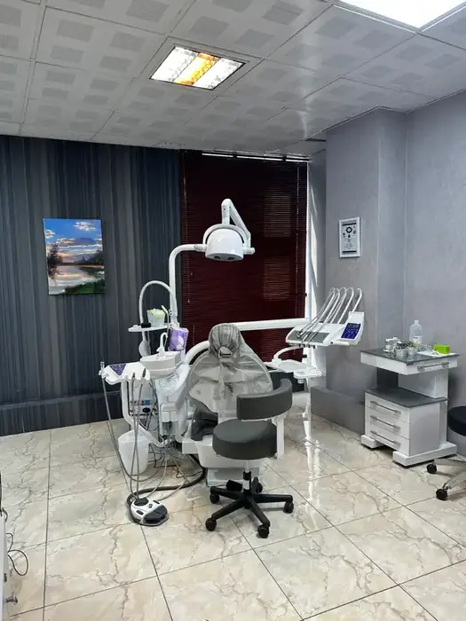 استخدام منشی و دستیار دندانپزشک در کرج