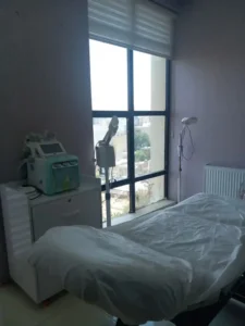 اجاره تخت از مطب پزشک در بلوار هفده شهریور کرمانشاه