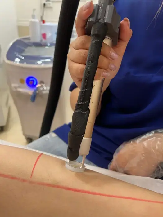 استخدام اپراتور لیزر آقا جهت مطب در بوشهر