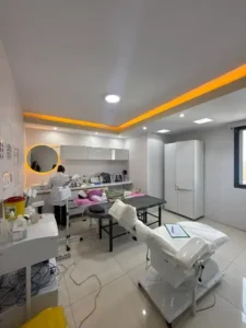 استخدام فیشیال کار جهت کلینیک زیبایی در تهران
