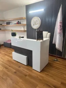 استخدام پزشک عمومی به عنوان مسئول فنی کلینیک زیبایی در مشهد