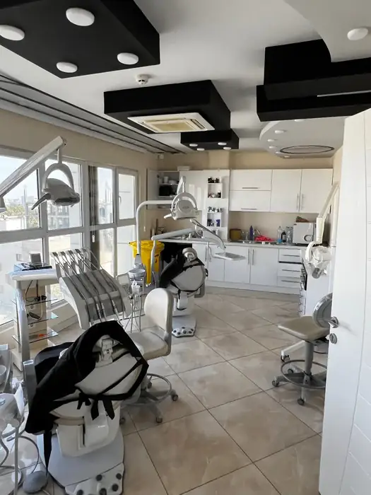 استخدام منشی و دستیار دندانپزشک در گنبد کاووس استان گلستان