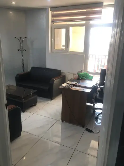 اجاره واحد 125متری مناسب مطب پزشک در حسین آباد تهران