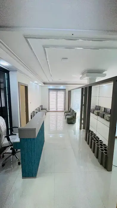 استخدام پزشک زیبایی، فیشیال کار و اپراتور لیزر جهت کلینیک زیبایی در گوهردشت کرج
