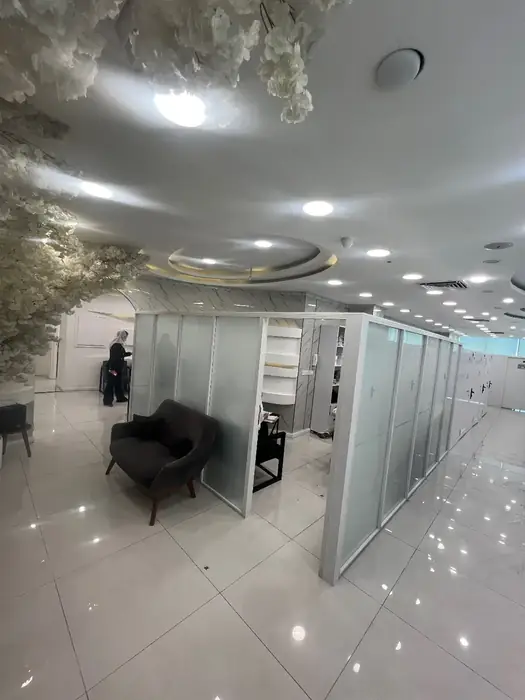 استخدام مسئول پذیرش جهت کلینیک زیبایی و لیزر در پاسداران تهران