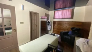 اجاره اتاق 18متری مجهز از کلینیک زیبایی در جلفا اصفهان
