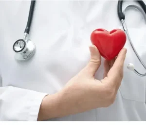 دعوت به همکاری از پزشک عمومی یا متخصص پوست جهت کلینیک در اصفهان