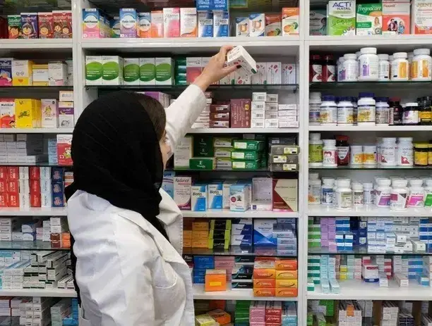 استخدام پرسنل جهت داروخانه واقع در بلوار بعثت شیراز