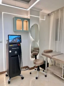 استخدام اپراتور لیزر دارای کیس جهت کلینیک زیبایی مجهز و لوکس در خیابان ارم شیراز