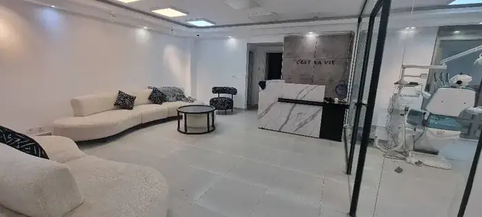 استخدام منشی و دستیار دندانپزشکی در ولنجک تهران
