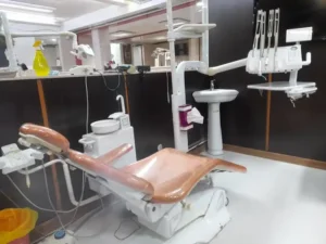 استخدام منشی و دستیار جهت کلینیک دندانپزشکی در اهواز