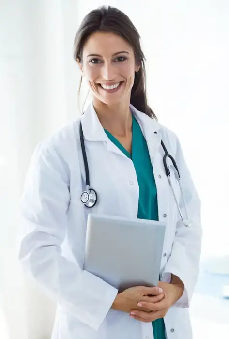 استخدام پزشک عمومی مسلط به خدمات زیبایی جهت کلینیک در مرودشت استان فارس
