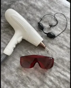 استخدام اپراتور لیزر جهت کلینیک زیبایی در کرمان