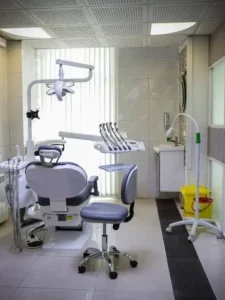 استخدام دستیار و منشی جهت کلینیک دندانپزشکی در تبریز