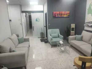 استخدام پزشک پوست و مو جهت کلینیک در ولنجک تهران