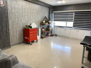 اجاره اتاق مجهز از مطب به کارشناس مامایی در بلوار چهارباغ بالا اصفهان