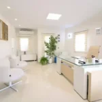 استخدام اپراتور لیزر خانم جهت کلینیک پوست و مو در سنائی تهران