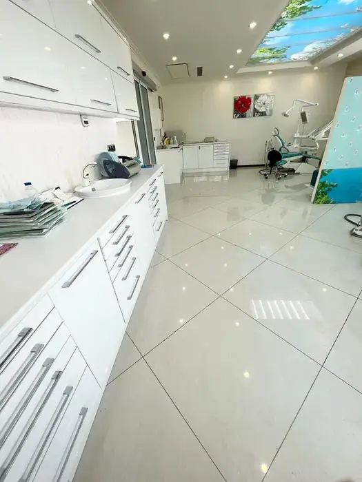 اجاره واحد 230متری مناسب مطب و کلینیک زیبایی در زعفرانیه تهران
