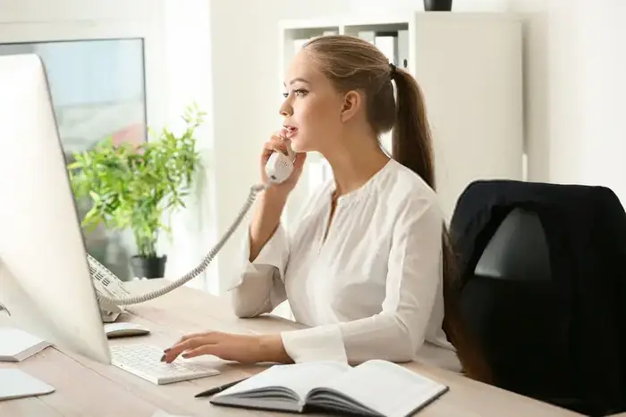استخدام منشی خانم جهت کلینیک زیبایی در صادقیه تهران