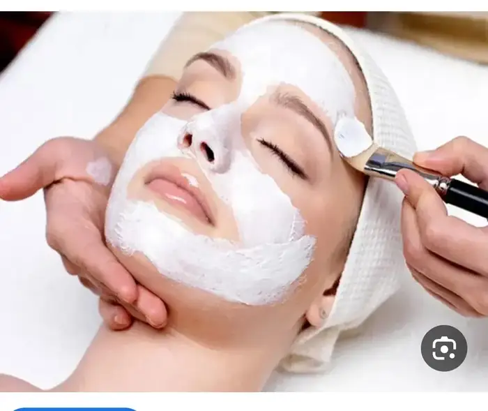 استخدام فیشیال کار خانم جهت کلینیک زیبایی گیسو در کوه سنگی مشهد