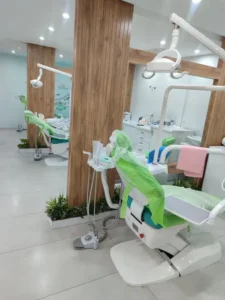 استخدام دستیار دندانپزشک و مسئول پذیرش در بندر امام خمینی استان خوزستان