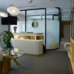 استخدام نیروی پذیرش حرفه‌ای جهت کلینیک زیبایی در عظیمیه کرج