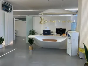 استخدام منشی و دستیار جهت کلینیک دندانپزشکی در خیابان نشاط شیراز