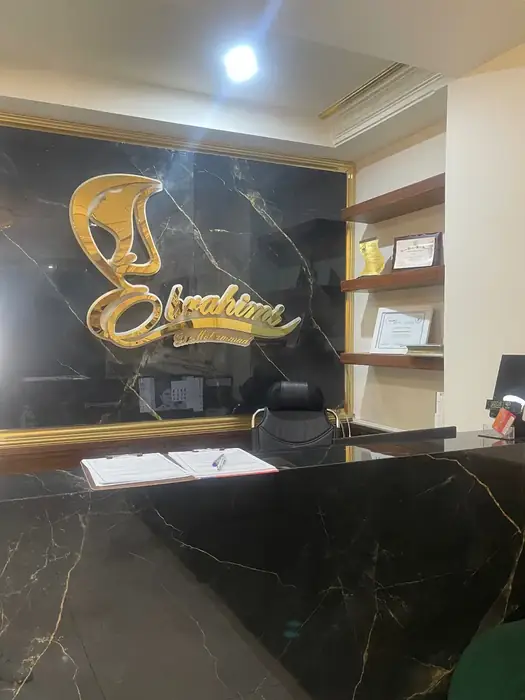 استخدام منشی و دستیار جهت مطب جراحی پلاستیک و زیبایی در سعادت آباد تهران