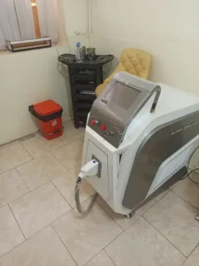 استخدام اپراتور لیزر خانم جهت کلینیک در نجف آباد اصفهان