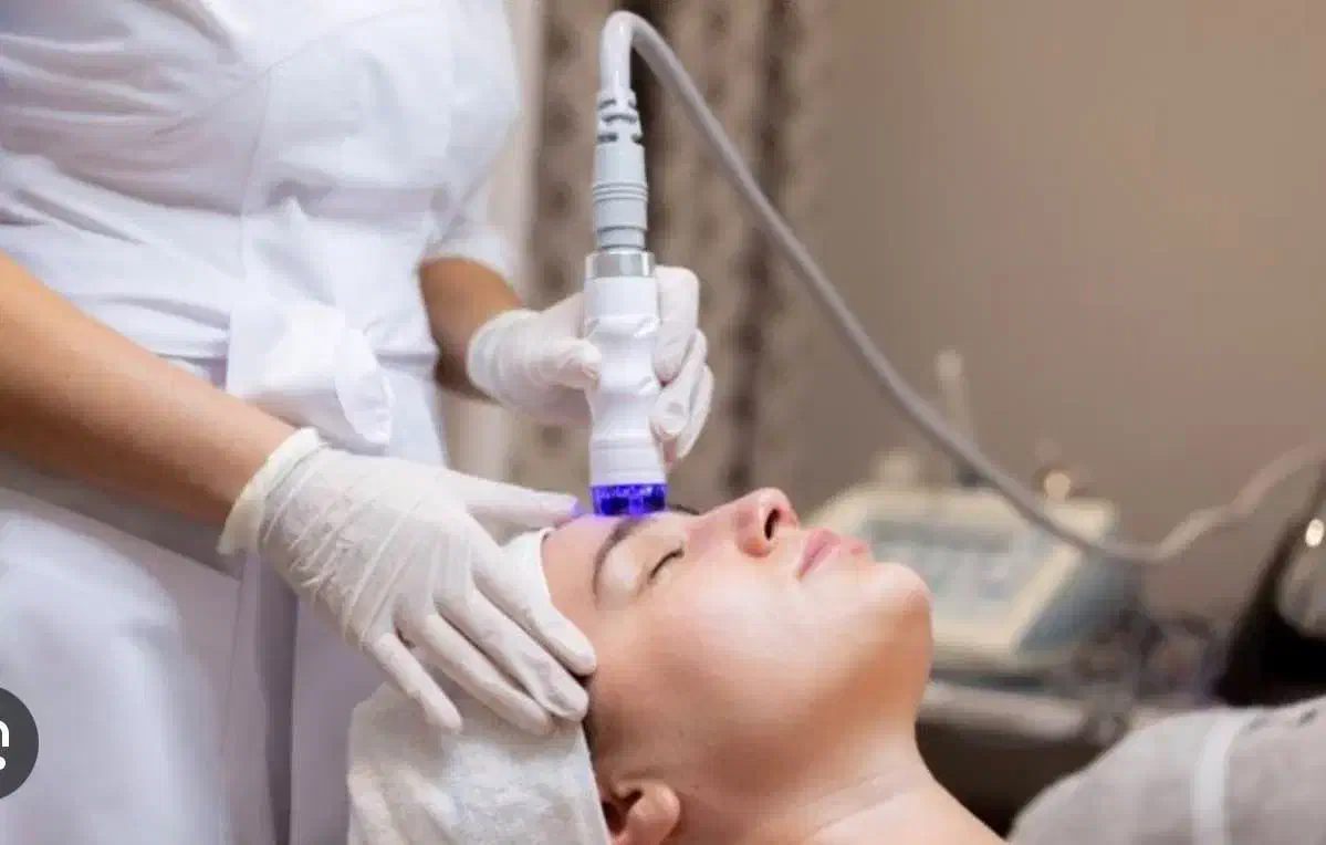 آموزش اپراتور لیزر همراه با استخدام جهت کلینیک در اصفهان