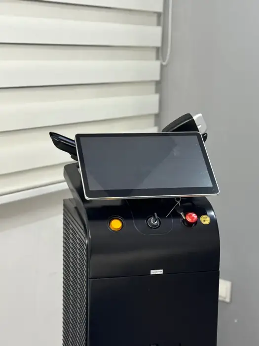 نیازمند اپراتور لیزر جهت کلینیک زیبایی در زعفرانیه تهران