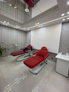 دعوت به همکاری از پزشک متخصص پوست و مو جهت کلینیک زیبایی در باغ‌نگاره اصفهان