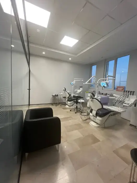 نیازمند دستیار و منشی جهت مطب دندانپزشکی در امانیه تهران